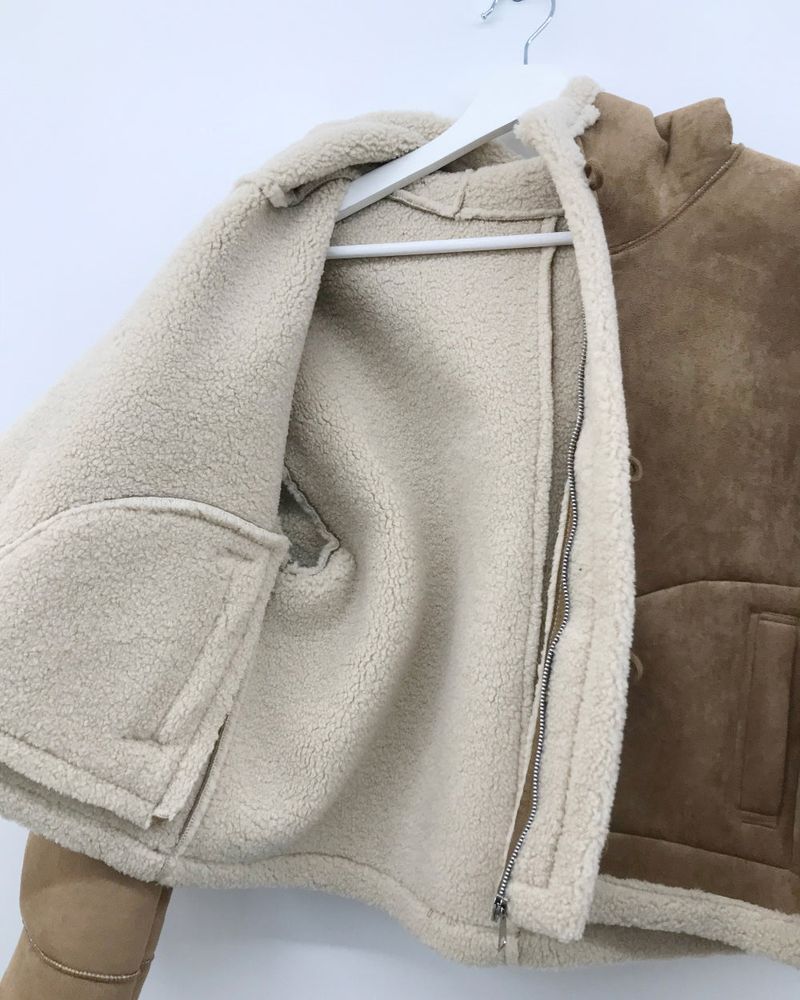Femme Duffle Hooded Faux Shearling Jacket (2color)