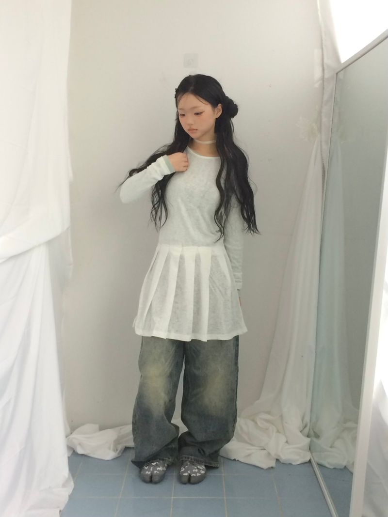line and pleated dress