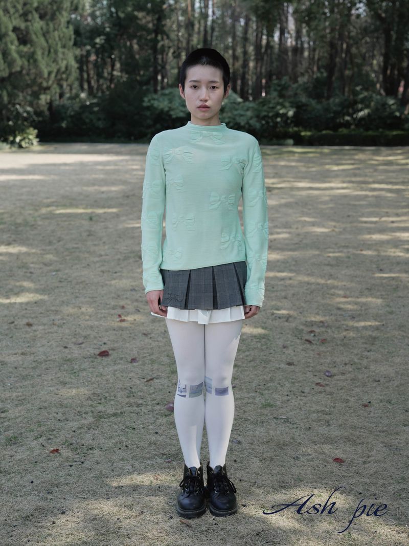 AW25 Air layer bow sweater