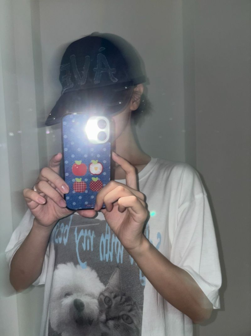 shop.nuee（ショップニュイ）の「red apples case (glossy) （Smartphone Accessories）」