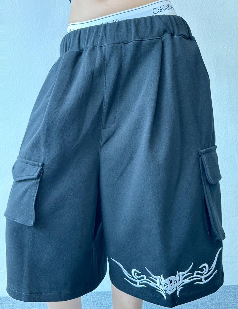 SKULL POINT POCKET POINT CARGO BERMUDA PANTS🩶🖤 - 2 COLORS