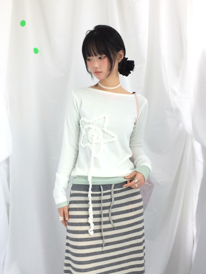 Creamy Star Knit Top