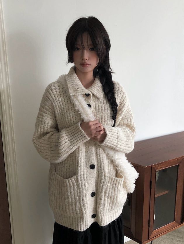 anyonemore（エニーワンモアー）の「Caven High Neck Overfit Button Long Knit Cardigan（Tops）」