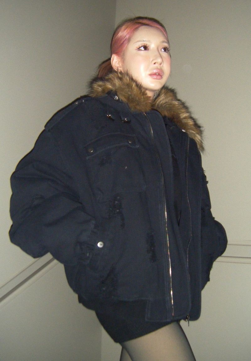 RACCOON PUFFER JACKET-BLACK