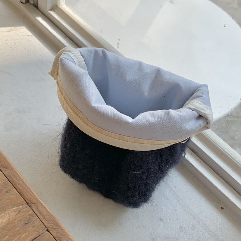 classic pouch_knit navy
