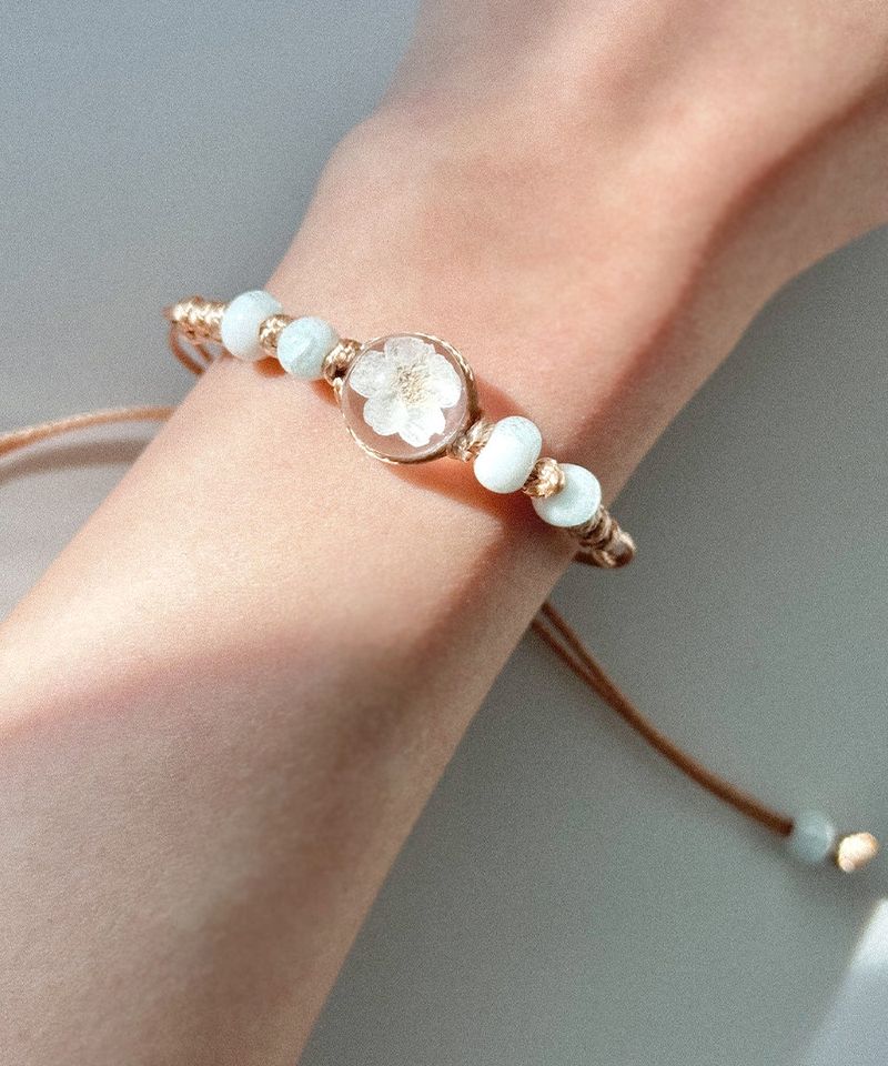 white flower bracelet