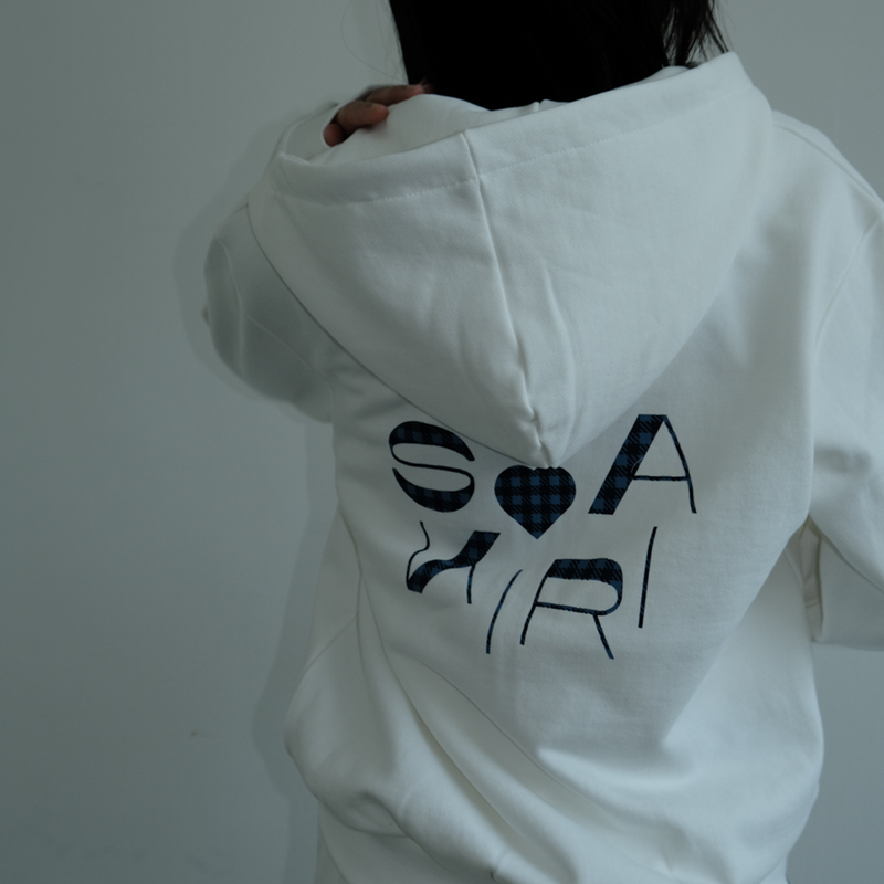 KIRIGIRL HOODIE ZIP UP _WHITE