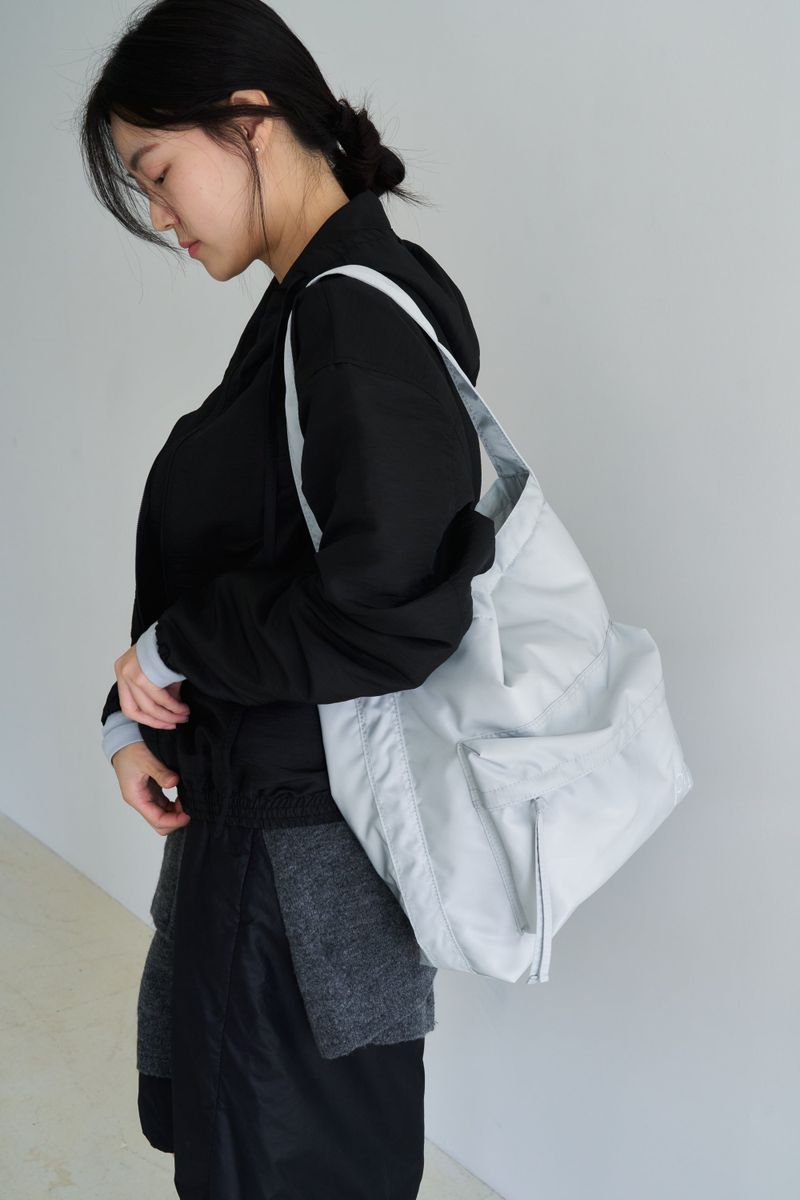 puff pocket padding bag (silver)
