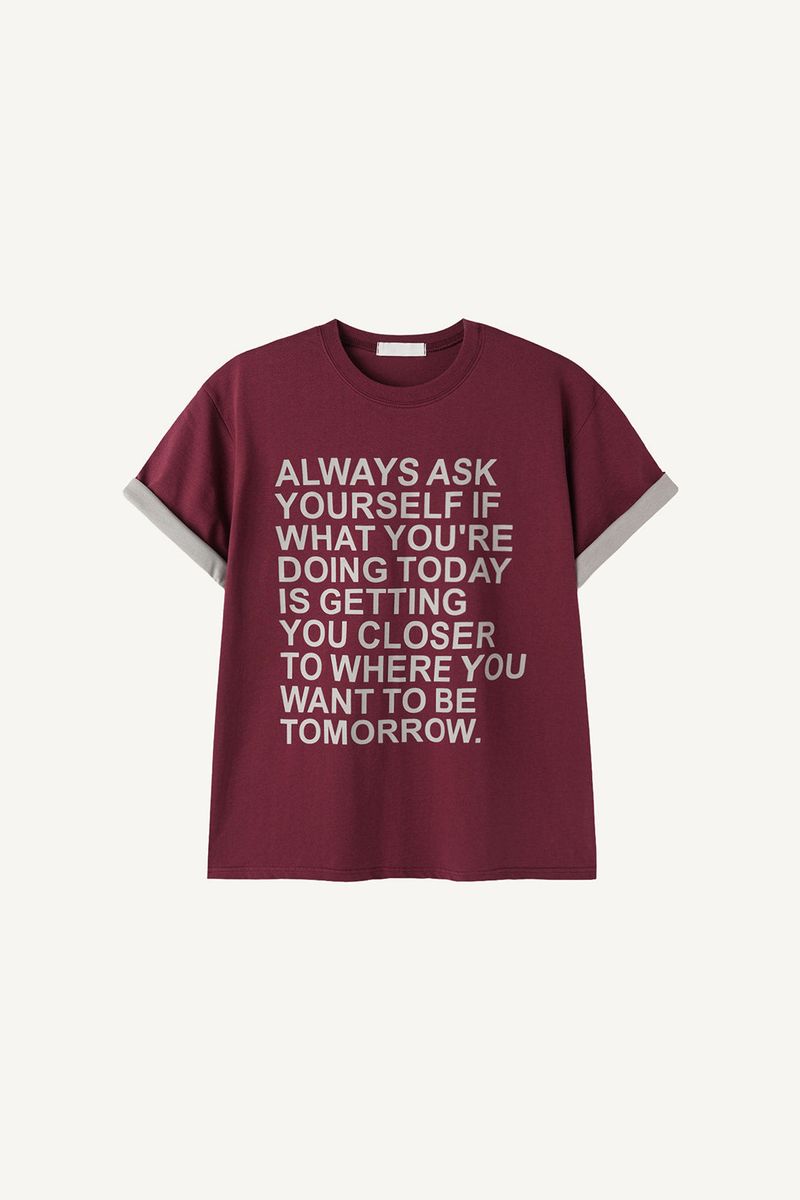 Graphic color matching roll-up T-shirt