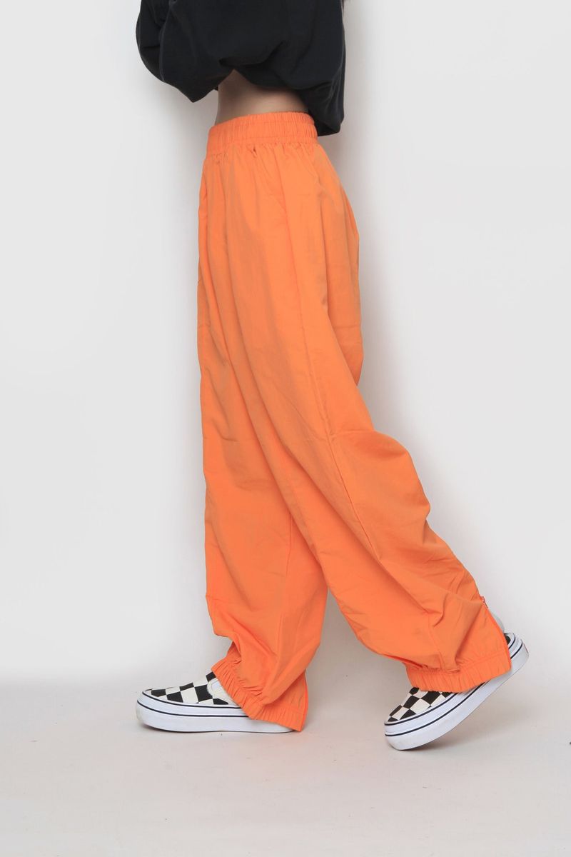 Under Zipper Jogger Pants