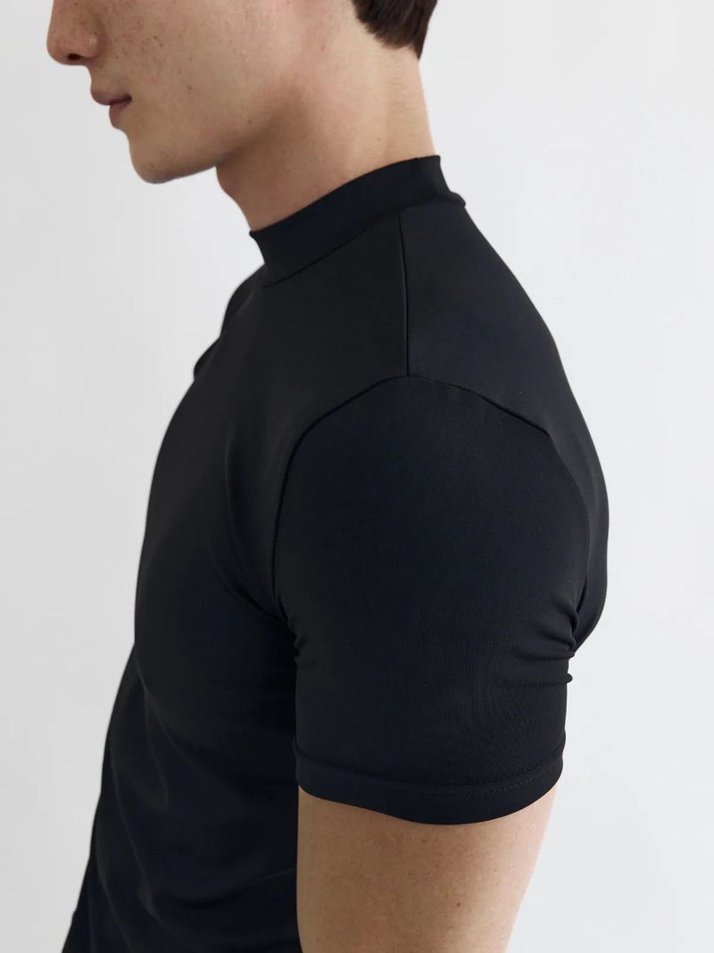 26SS TP3 High-Neck Slim-Fit Cropped Tee