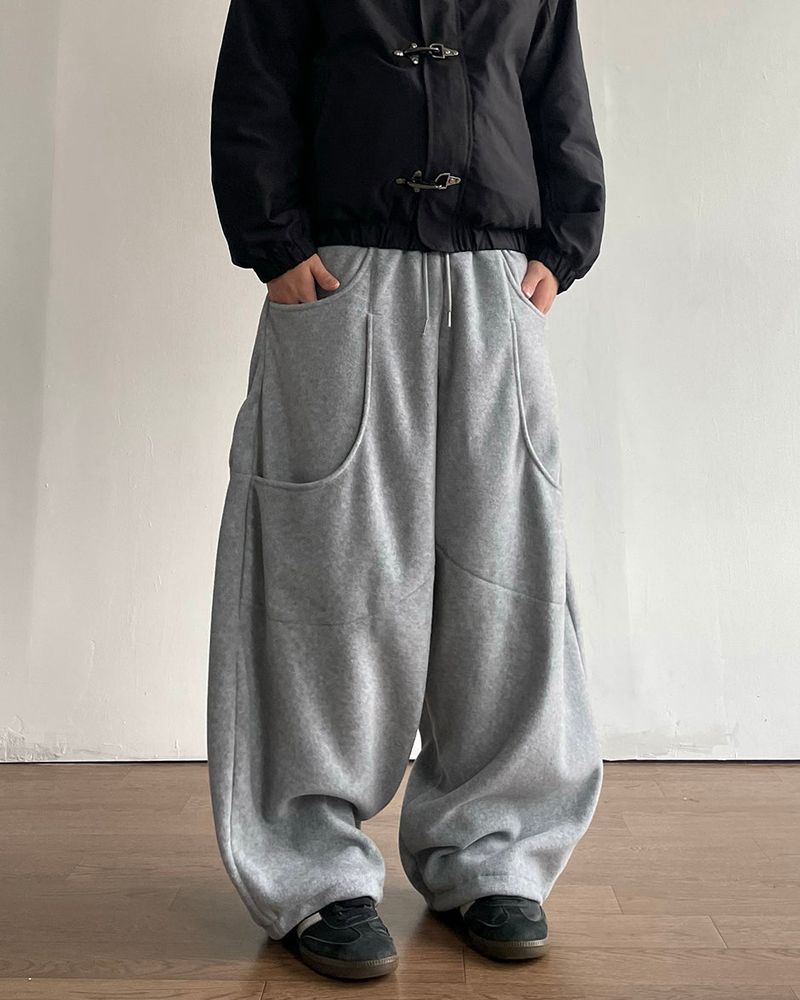 Nev Panel Fleece Pants