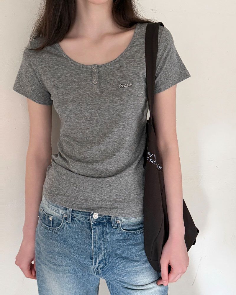 BEIDELLI（ベイデリー）の「[ORIGINAL] Yupe Button Slim Short Sleeve T-Shirt（Tops）」