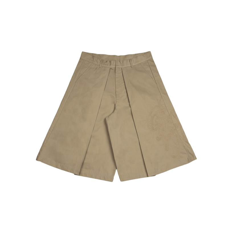 PLEATED BERMUDA SHORTS - BEIGE