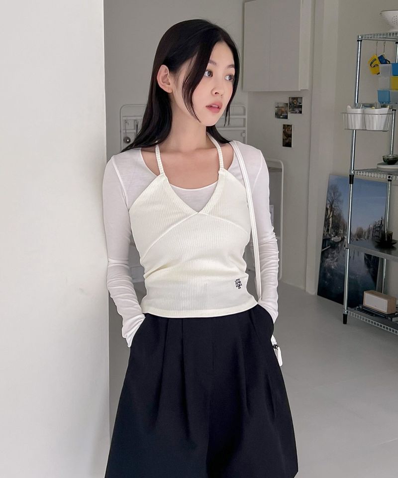muahmuah（ムアムア）の「ロゴ レイヤード ティーシャツ セット [スリーカラー]（トップス）」