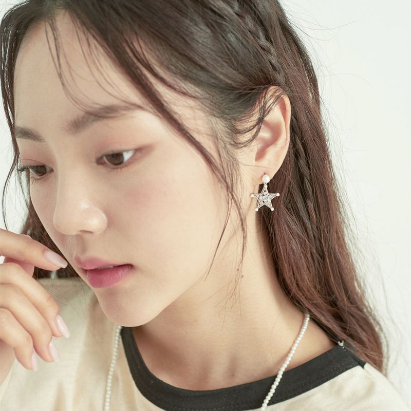 noonoofingers(ヌヌフィンガース)の「HEART IN STAR EARRING(Accessories)」