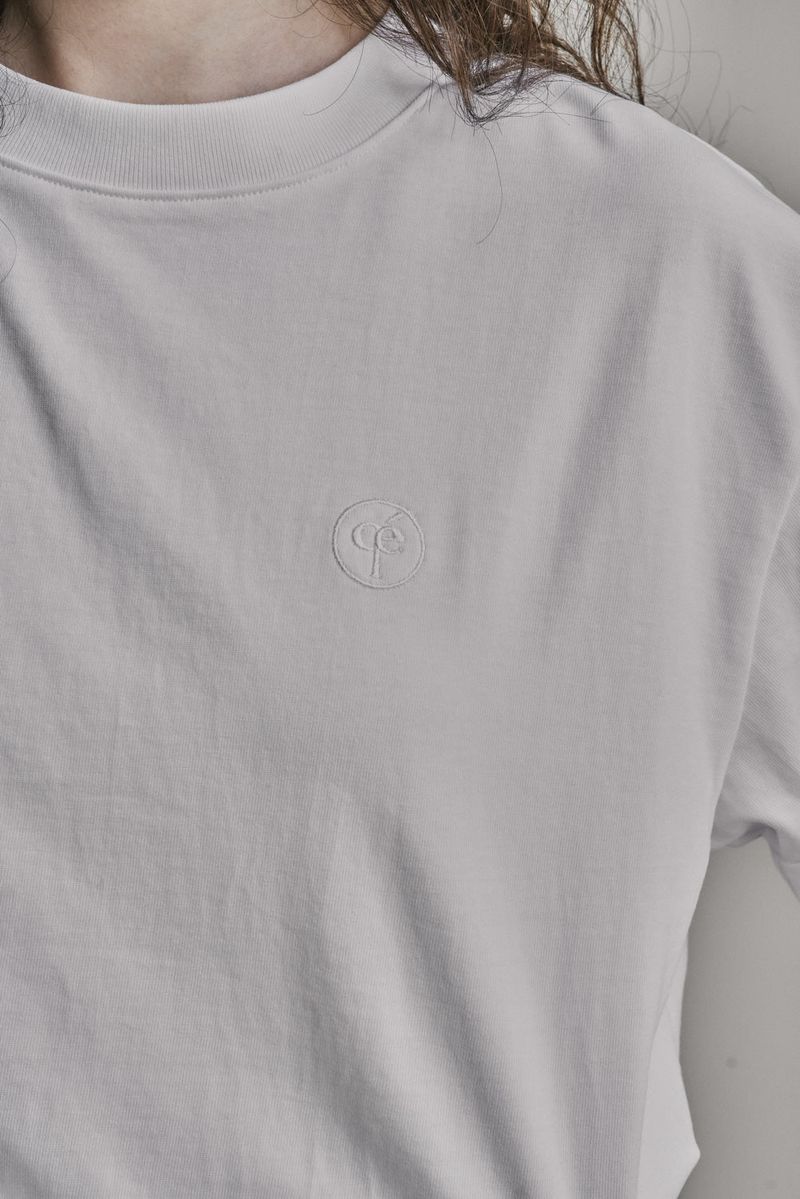 OVERSIZED LOGO EMBROIDERED T-SHIRT_WHITE