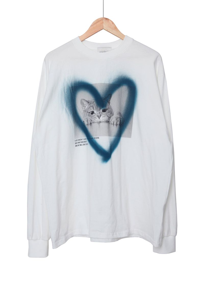 Cat Heart Spray Long Sleeve T