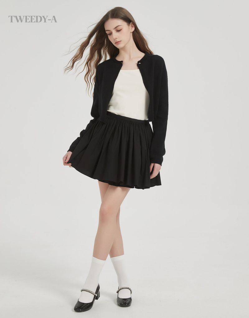 Catherine Hart one-button knit cardigan