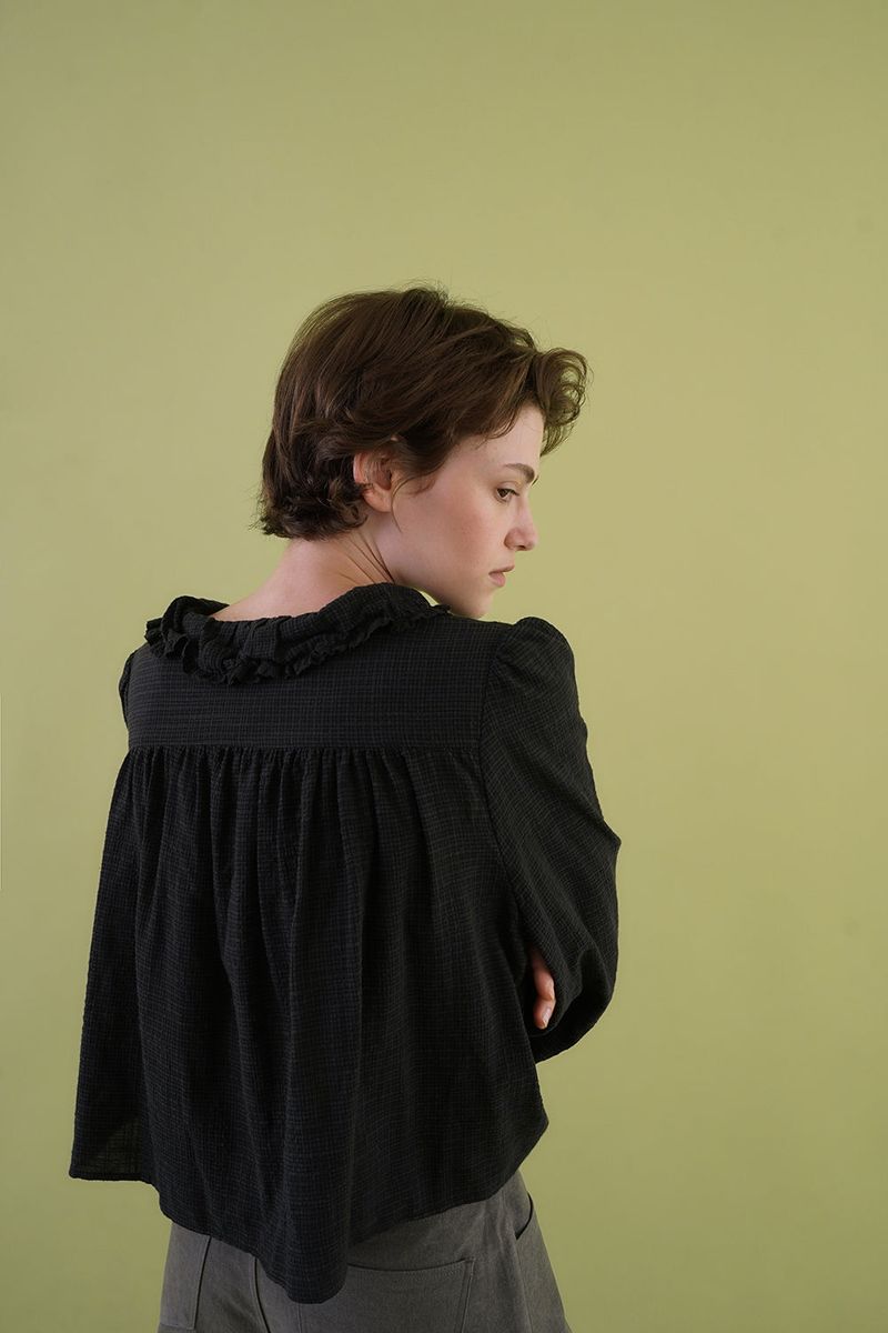 Elen ruffle blouse