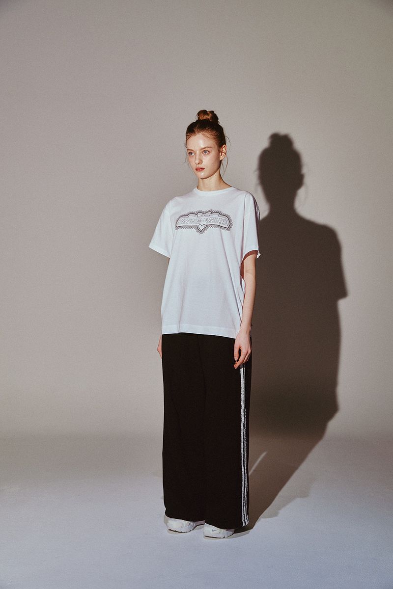 Signature Logo Graphic Hotfix T Silver