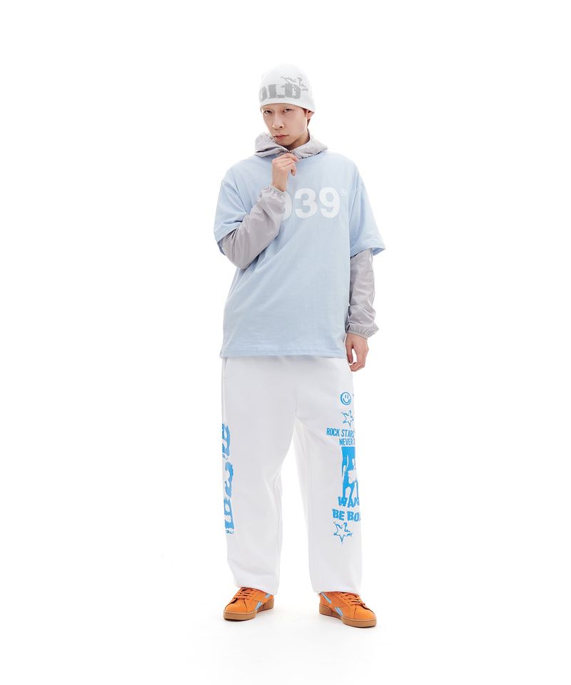 BOLD UNCUFFED BEANIE (WHITE)