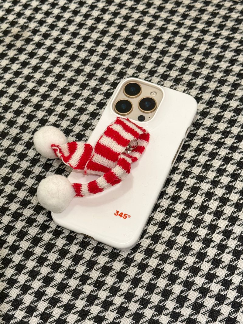 Christmas Muffler Hard Case / TREEFORFIVE345