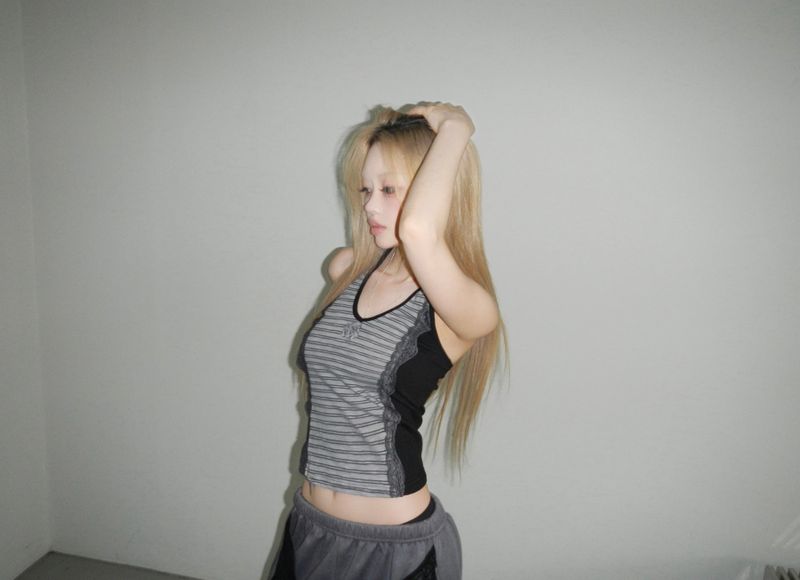 blin corsage stripe halter top