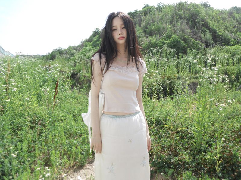 rosalie tee