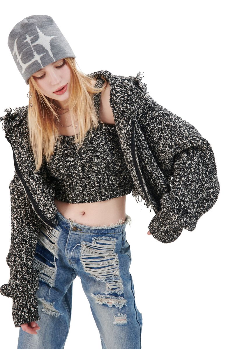 L BEANIE