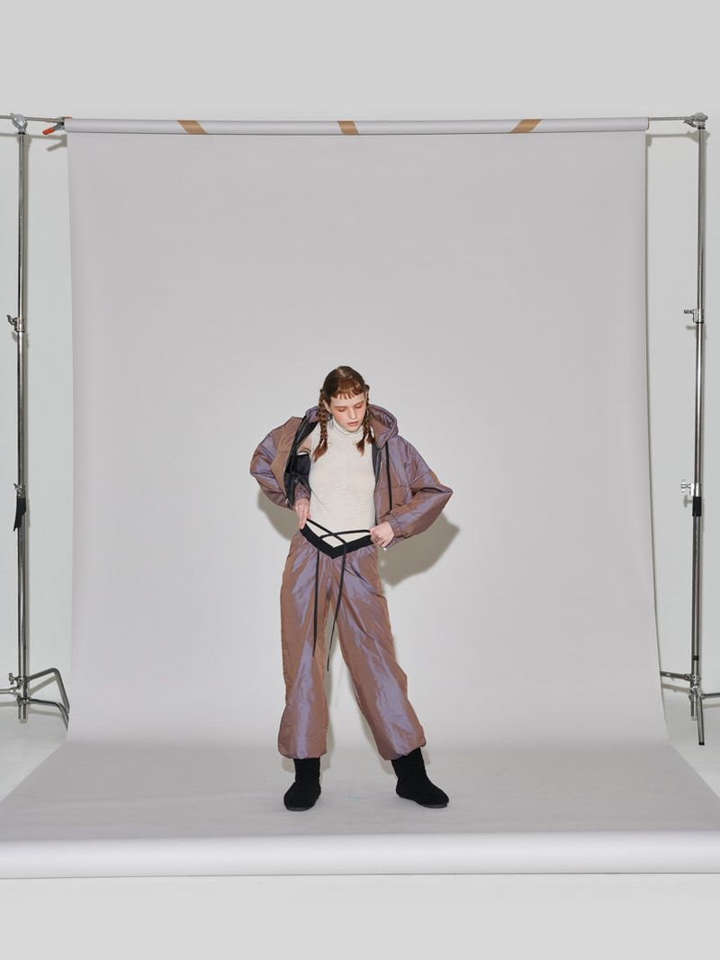 HOLOGRAM JUMPER