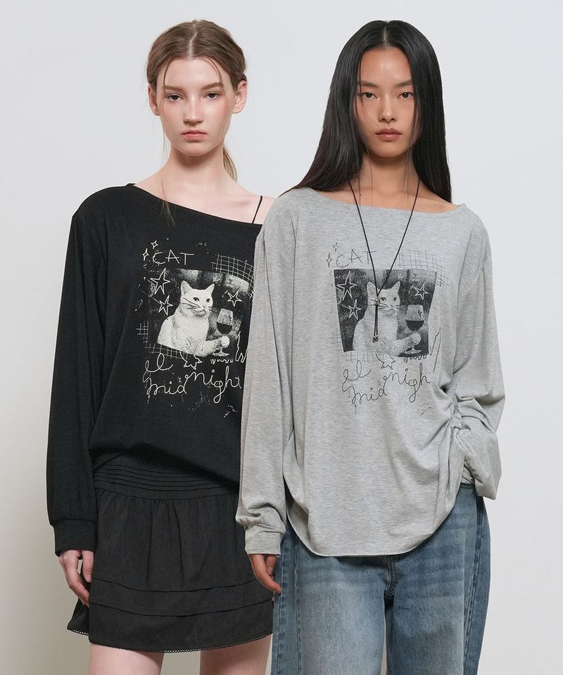 ボートネックルーズフィット グラフィックTシャツ