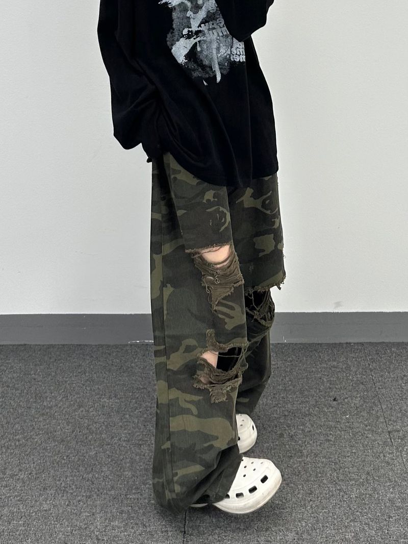 camo bio washed distressed pants