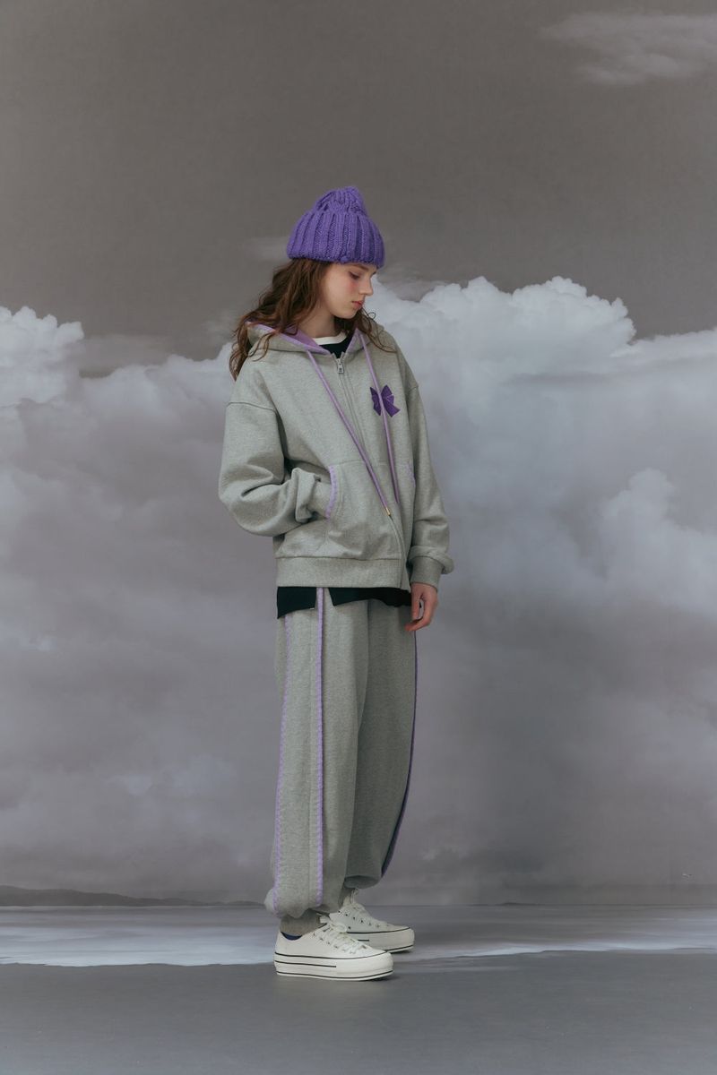 Embroidery pants