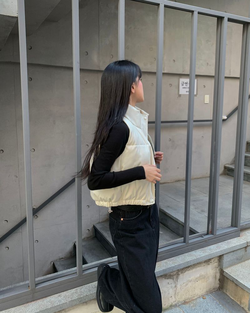 Leather crop string padding vest