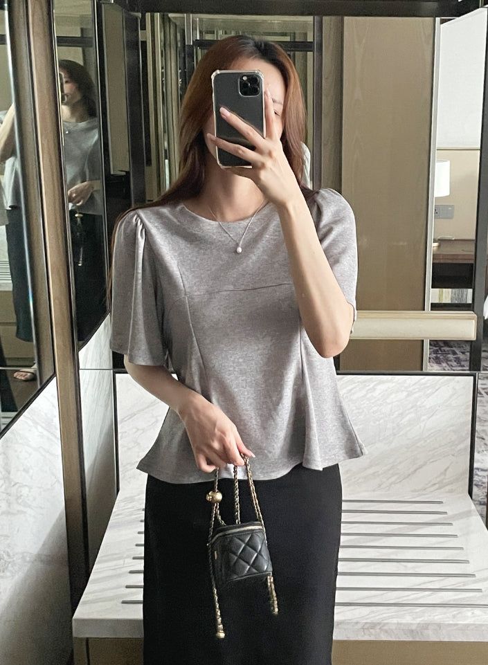 Moang Cut Puff Flare T-Shirt
