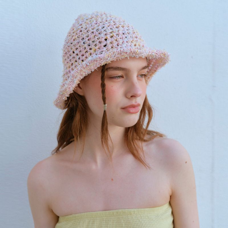BUTTERFLY KNIT BUCKET HAT