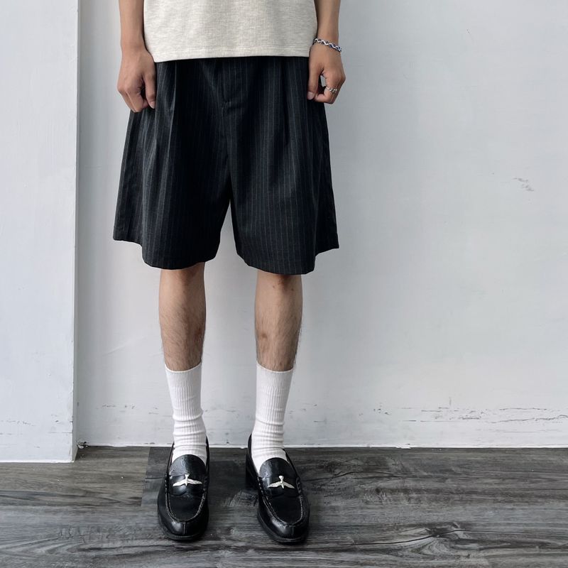 FADE MEET（フェードミート）の「Charcoal Draped Stripe Shorts（Pants）」