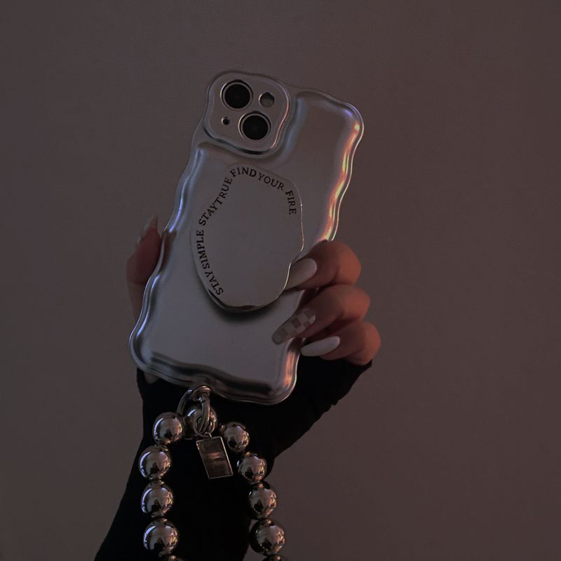Nineteenfriday（ナインティーンフライデー）の「[SET]Wavy chrome silver case + grip + strap（Smartphone Accessories）」