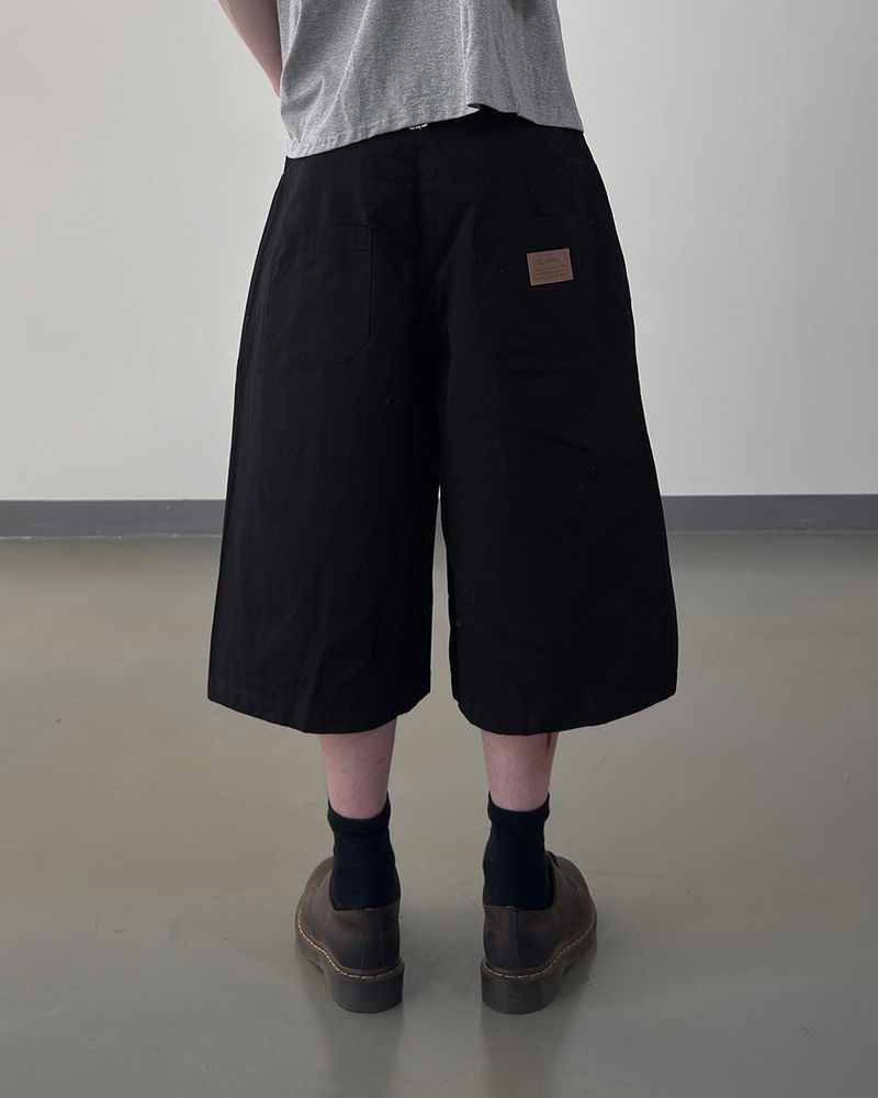 Varon Patch Strap Bermuda Pants