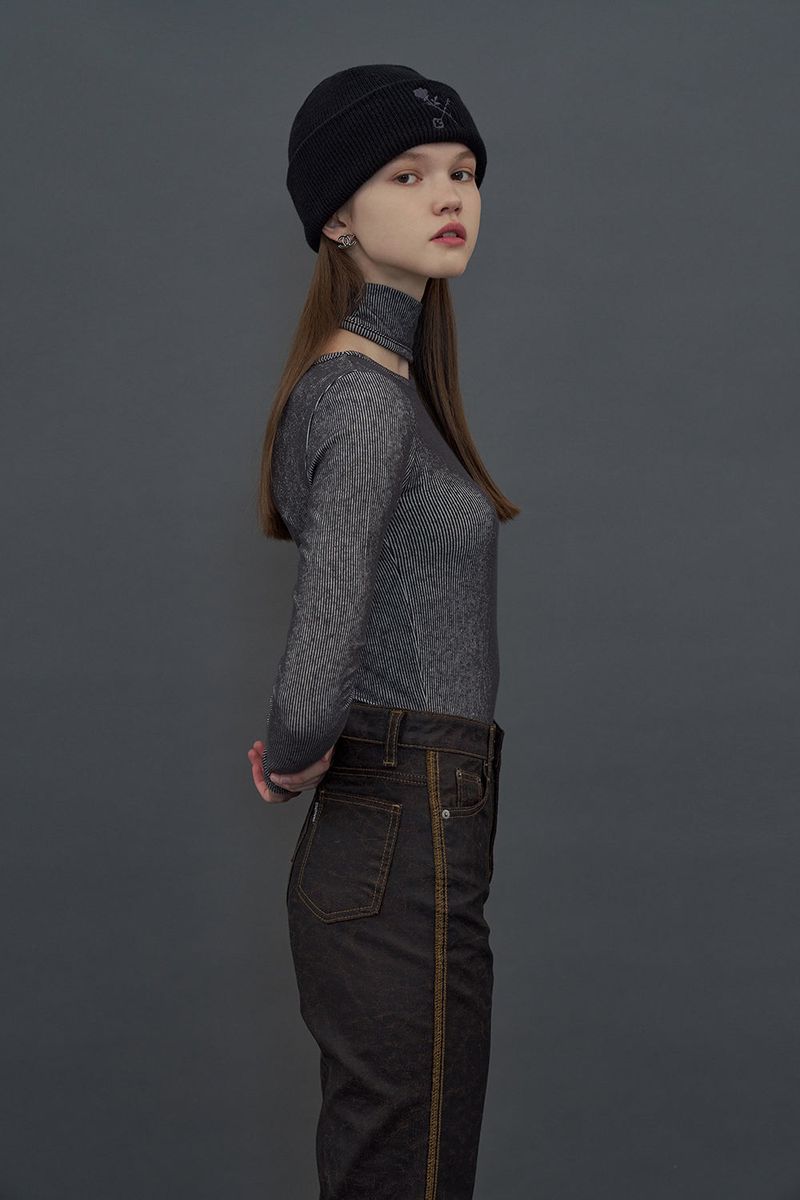 ROSE KNIT BEANIE