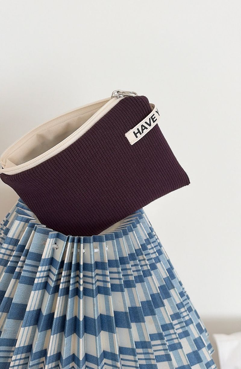 Ribbed flat pouch - deep purple , M size