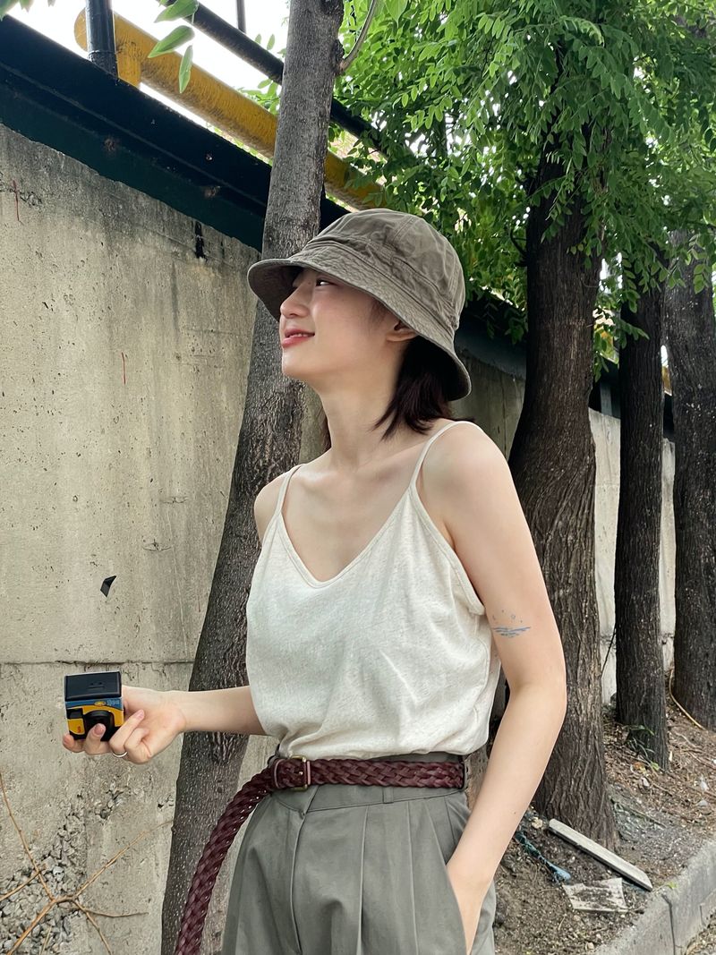 Arco iris（アルコイリス）の「Natural linen sleeveless（Tops）」