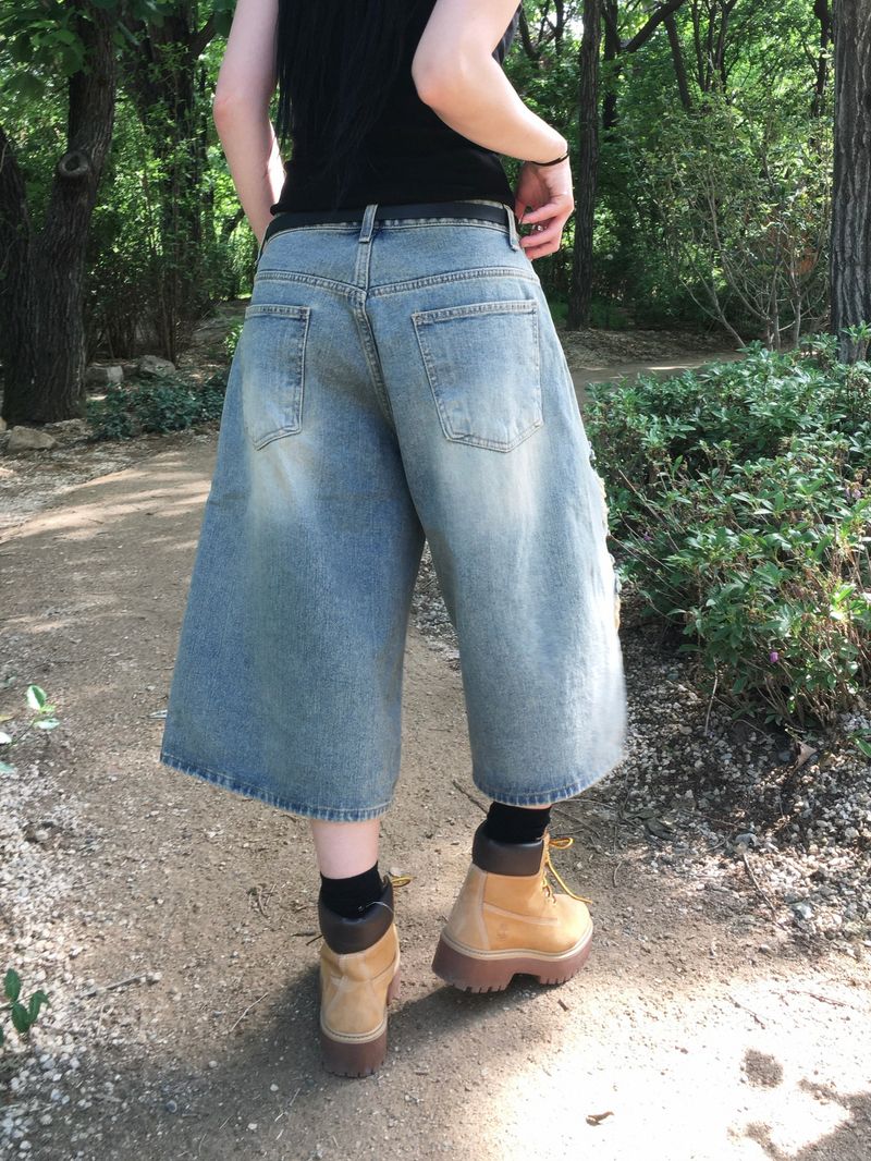 Melan Distressed Bermuda Denim Pants (2c)