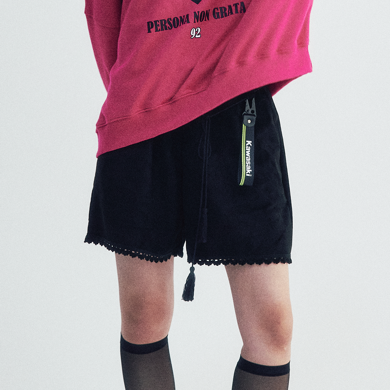 KOOKEESEE(クキシ)の「Vegan Suede lace Shorts (Black)(Pants)」