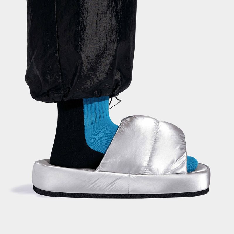  LIGHT CUSHIONED OFFICE & ROOM SHOES_SILVER