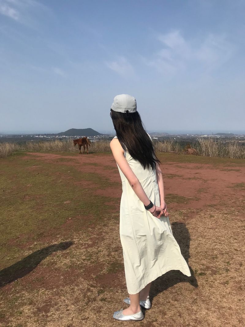 New moon pintuck long ops
