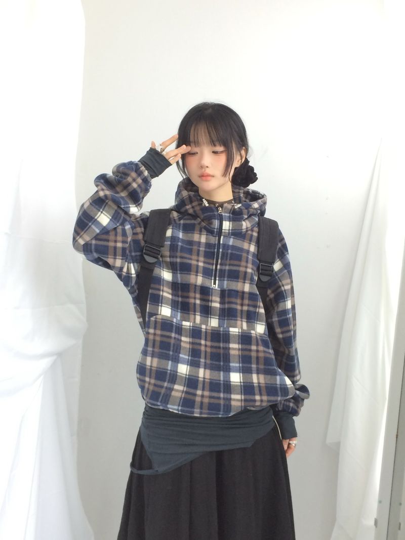 loose fit round sleeve
