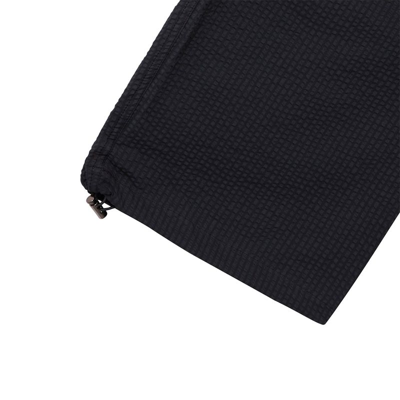[ULKIN] Seersucker Cargo Parachute Pants_Charcoal
