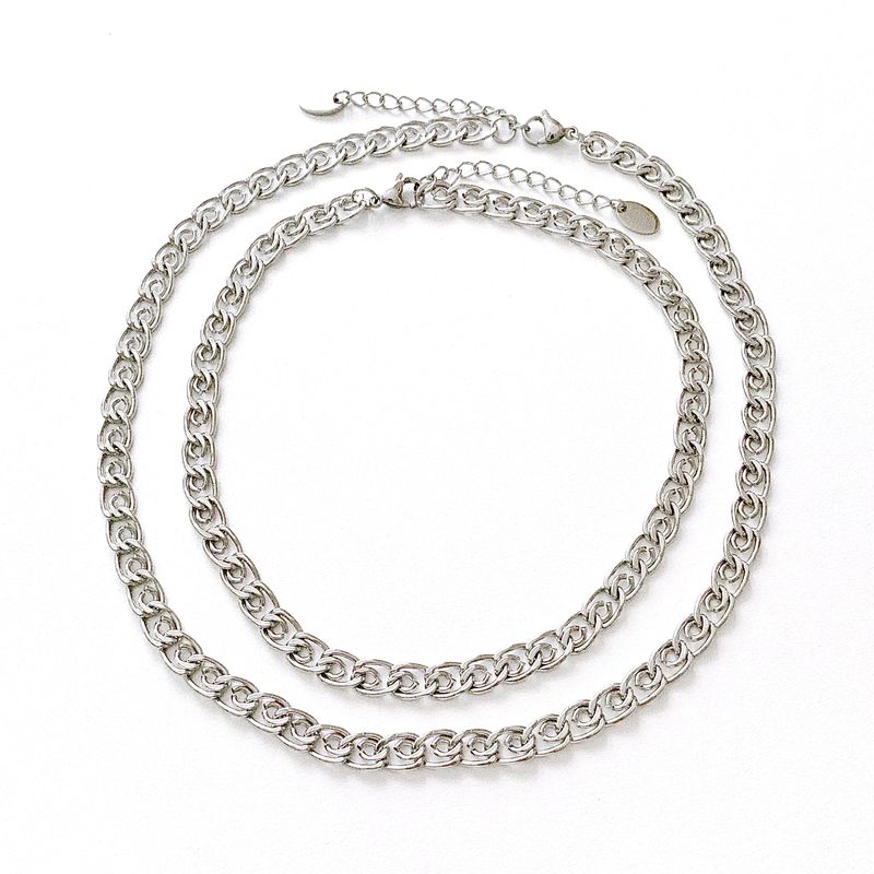 simple @@ chain necklace